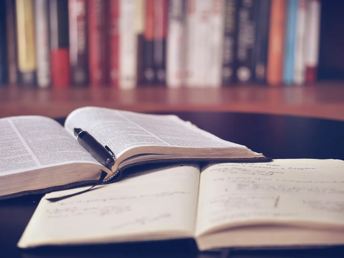 Hosting Your First Book Club Meeting: A Complete Beginner's Checklist
